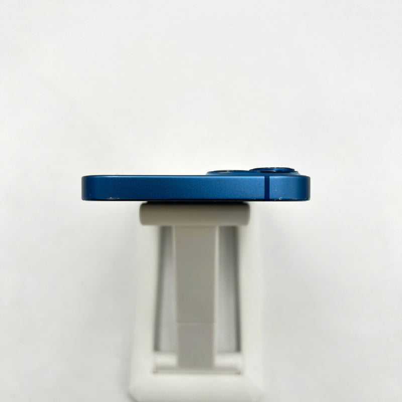 iPhone 13 256GB Xanh Dương 98% pin 85%  Máy đã trả hết tiền mạng dùng như Quốc tế Apple viền xước,viền cam xước - HH4196