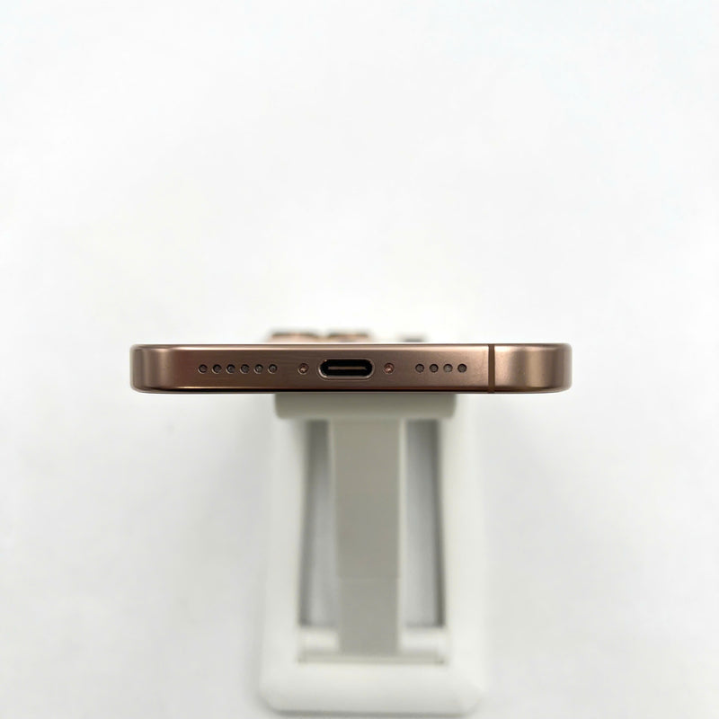 iPhone 16 Pro Max 256GB Vàng Sa Mạc 98% pin 98% Quốc tế Apple (xước viền nhẹ) - HH9813