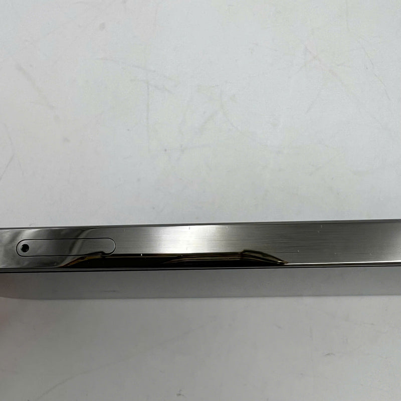 iPhone 12 Pro 256GB Đen 98% pin 100% Máy đã trả hết tiền mạng dùng như Quốc tế Apple (Đã thay pin, viền xước) - HH1072