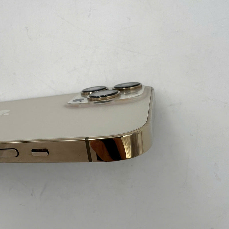 iPhone 13 Pro Max 256GB Vàng 98% pin 100% Quốc Tế Apple mã VN/A (Đã thay pin, xước viền) - HH6788