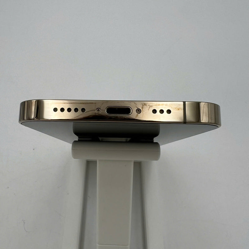 iPhone 12 Pro 256GB Vàng 98% pin 100% Máy đã trả hết tiền mạng dùng như Quốc tế Apple (Đã thay pin, đốm 2.5x, viền xước, màn xước) - HH1482
