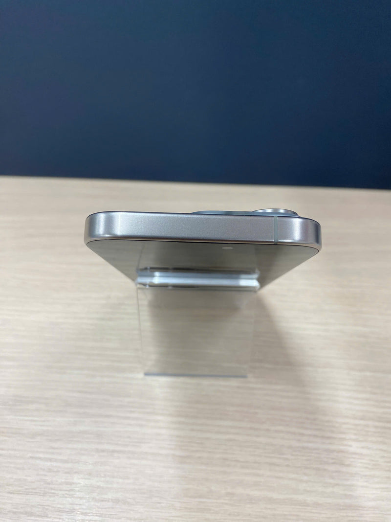 iPhone 15 Pro 128GB Tự Nhiên 99% pin 88%  Quốc Tế Apple  - HH0679
