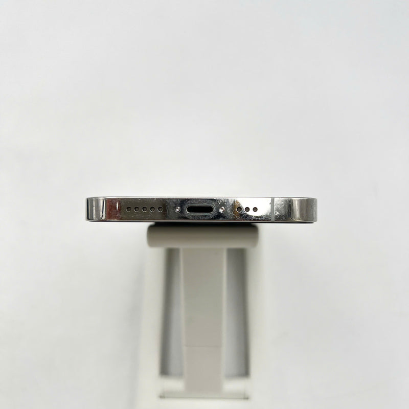 iPhone 12 Pro 256GB Bạc 98% pin 100% Máy đã trả hết tiền mạng dùng như Quốc tế Apple (Pin, cam trước và Face ID LKCH, viền xước nhiều) - HH7676