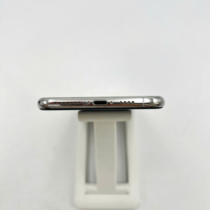 iPhone XS Max 64GB Bạc 98% pin 100% Máy đã trả hết tiền mạng dùng như Quốc tế Apple (đốm 1x, viền xước,viền lưng xước,ĐTP) - HH9365