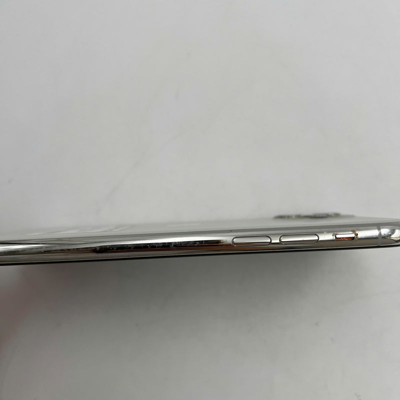iPhone 11 Pro 256GB Bạc 98% pin 100% Máy đã trả hết tiền mạng dùng như Quốc tế Apple (viền xước,ĐTP) - HH7641