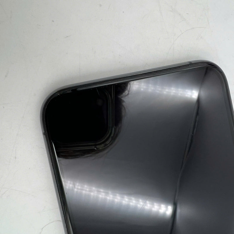 iPhone 11 Pro 64GB Đen 98% pin 100% Máy đã trả hết tiền mạng dùng như Quốc tế Apple (đốm 1x,màn xước,ĐTP) - HH6163