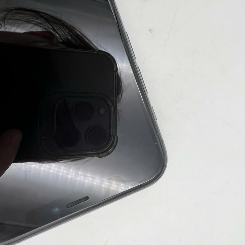 iPhone 11 Pro 64GB Đen 98% pin 100% Máy đã trả hết tiền mạng dùng như Quốc tế Apple (đốm 1x,màn xước,ĐTP) - HH6163