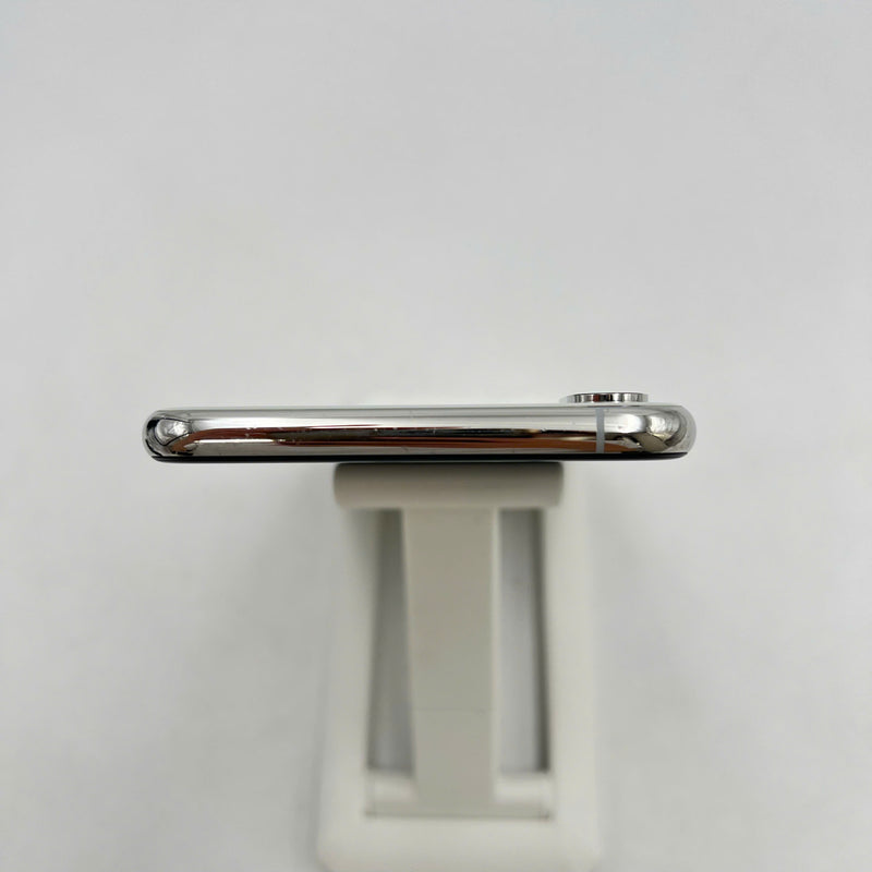 iPhone XS Max 256GB Bạc 98% pin 100% Máy đã trả hết tiền mạng dùng như Quốc tế Apple (đốm 1x,viền xước,ĐTP) - HH7015