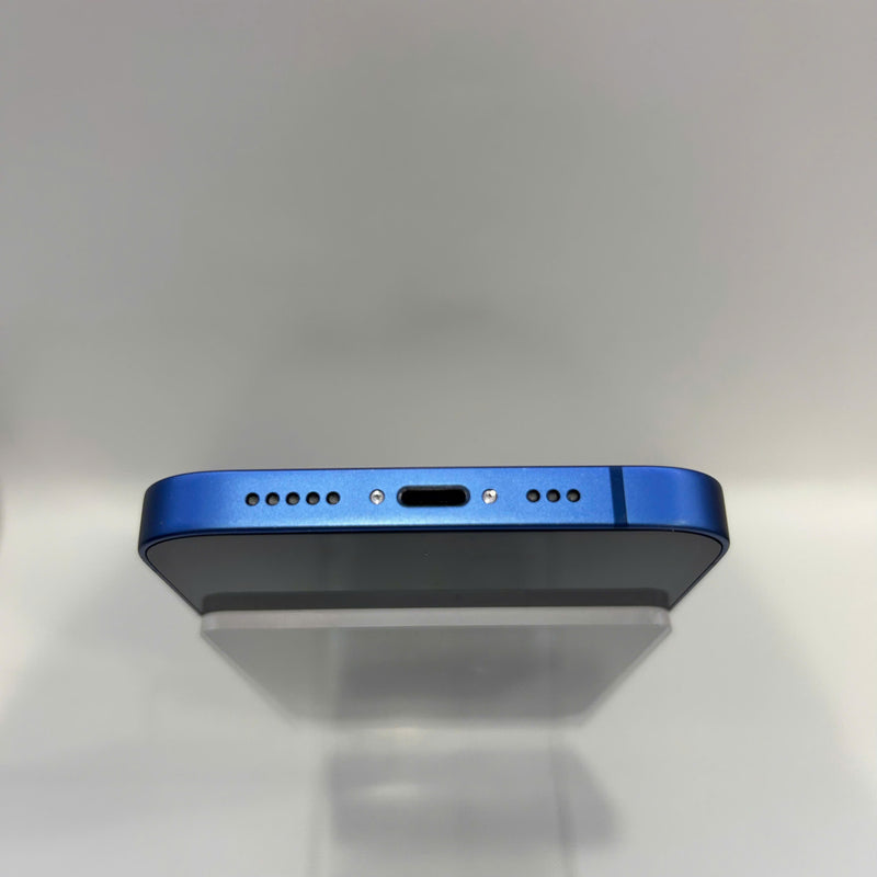 iPhone 13 128GB Xanh Dương 98% pin 87% Máy đã trả hết tiền mạng dùng như Quốc tế Apple (xước viền cam, xước sơn viền) - HH2175