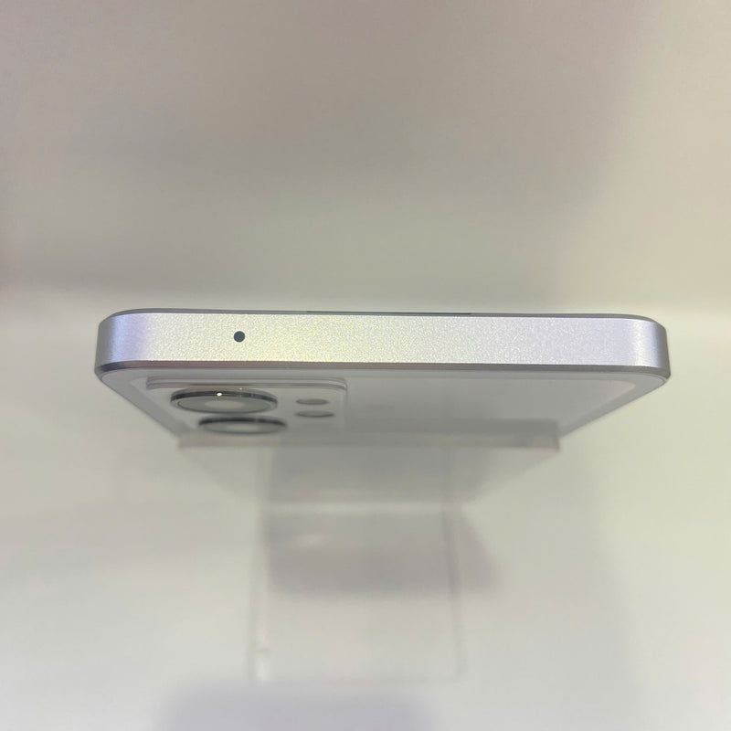 Oppo Reno 9A Trắng 8G/128GB 98% (Xước miếng dán màn hình)
