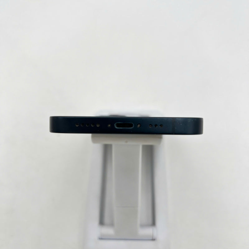 iPhone 13 128GB Đen 98% pin 85% Máy đã trả hết tiền mạng dùng như Quốc tế Apple (viền cam xước, ám viền) - HH4561