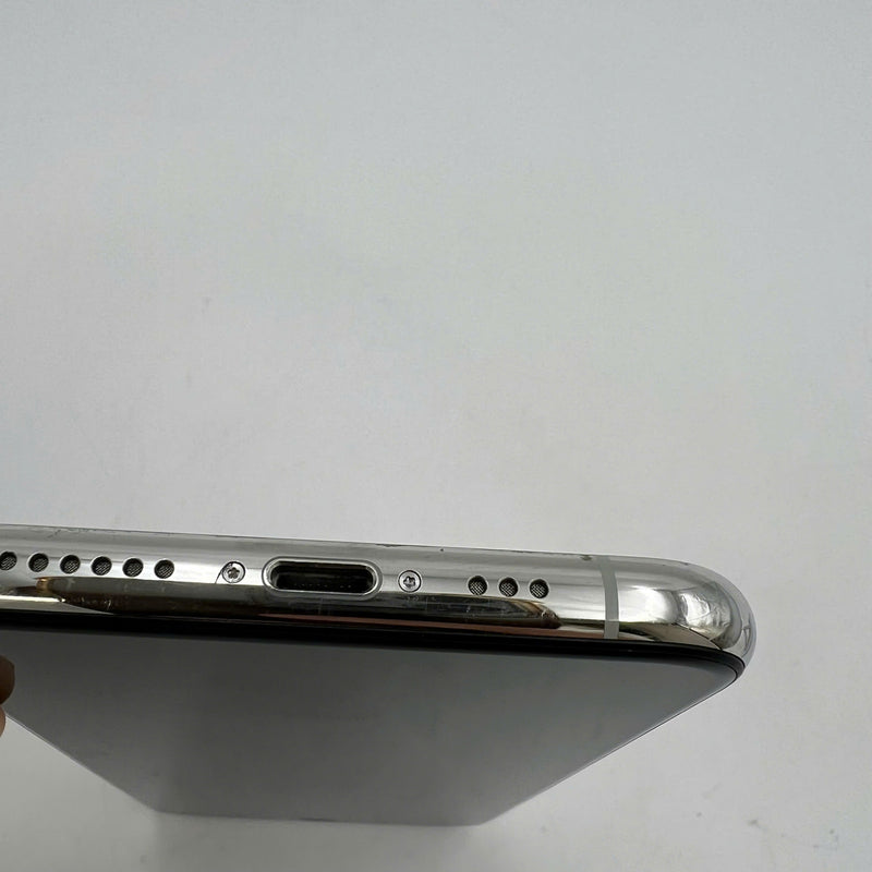 iPhone 11 Pro 256GB Trắng 98% pin 100% Máy đã trả hết tiền mạng dùng như Quốc tế Apple (Đã thay pin - viền xước) - HH0141
