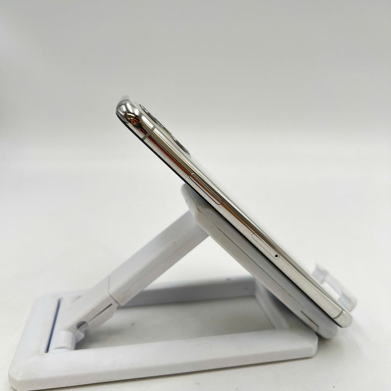 iPhone 11 Pro 256GB Trắng 98% pin 100% Máy đã trả hết tiền mạng dùng như Quốc tế Apple (Đã thay pin - viền xước) - HH0141