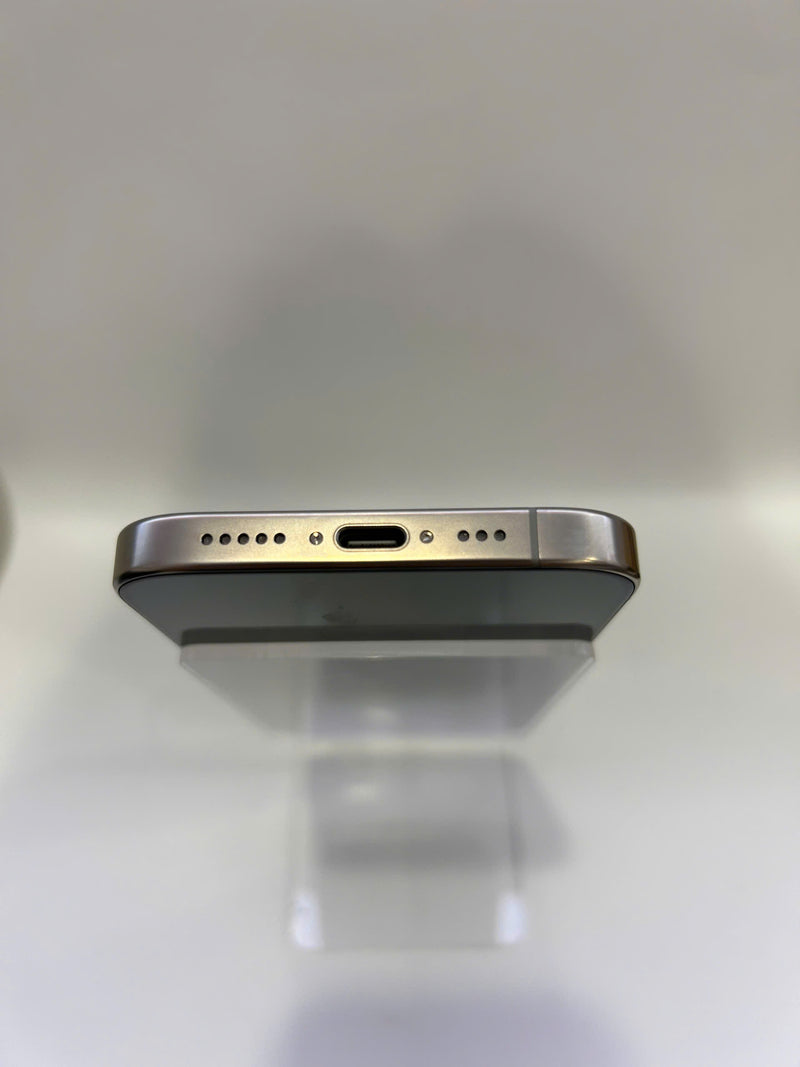 iPhone 16 Pro 512GB Tự Nhiên 99% pin 98% Quốc tế Apple - HH3304