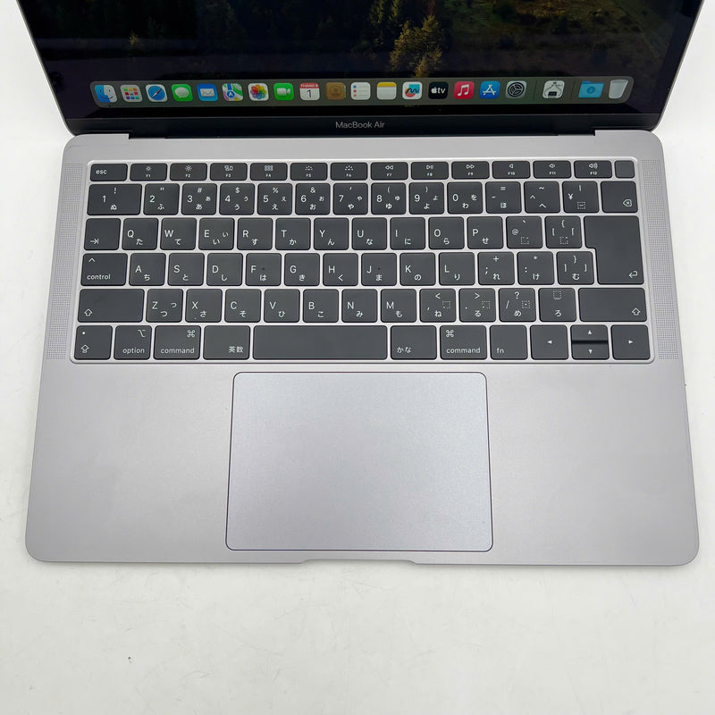 Macbook Air 2019 13.3in Xám Intel Core i5/ RAM 8GB/ SSD 256GB 98% Sạc 23 lần BPTN (Xước viền)
