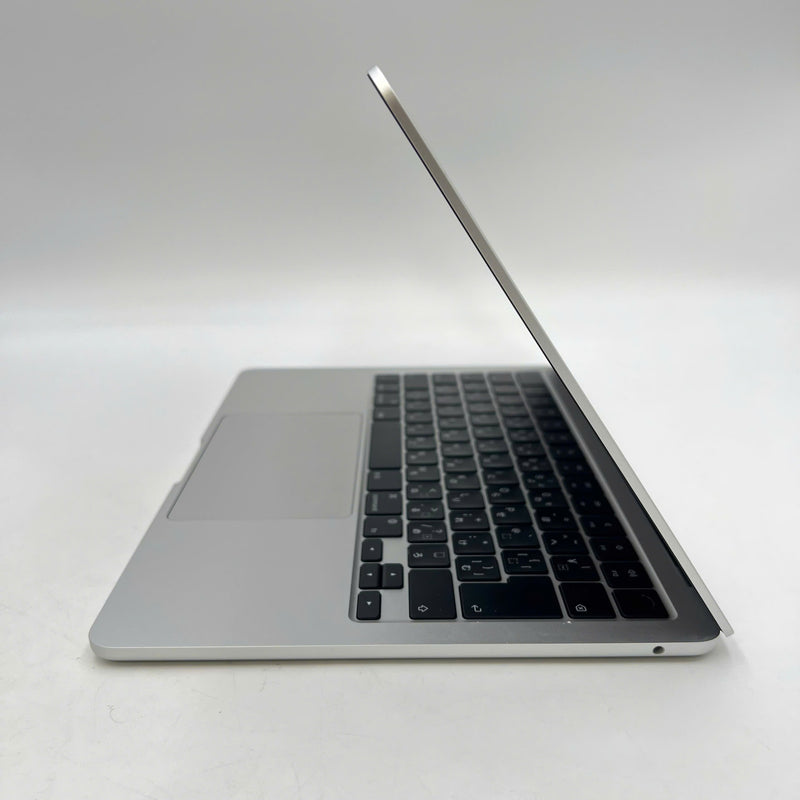 Macbook Air 2022 13.6in Bạc Apple M2/ RAM 8GB/ SSD 512GB 98% sạc 30 lần BPTN