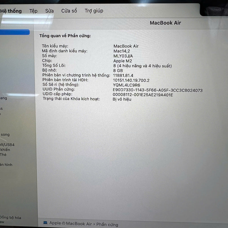 Macbook Air 2022 13.6in Bạc Apple M2/ RAM 8GB/ SSD 512GB 98% sạc 30 lần BPTN