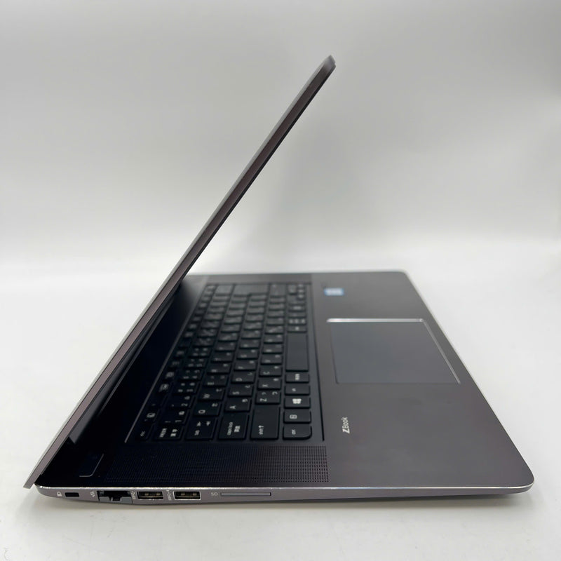 HP Zbook Studio G3 15.6in i7 - 6700HQ / RAM 16GB/ SSD 512GB / NDIVIA M1000M BPTN  (Đã thay pin mới)