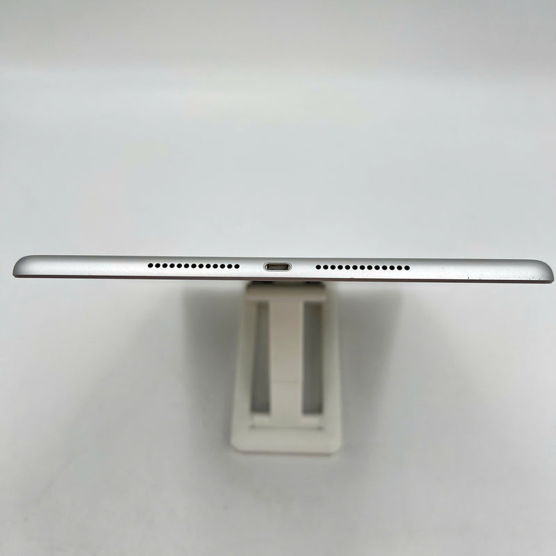 iPad Gen 8 2020 10.2in 32GB Silver 4G + Wifi 98% pin từ 90% từ AU (xước mặt lưng, bụi màn, chỉ dùng sim VN)