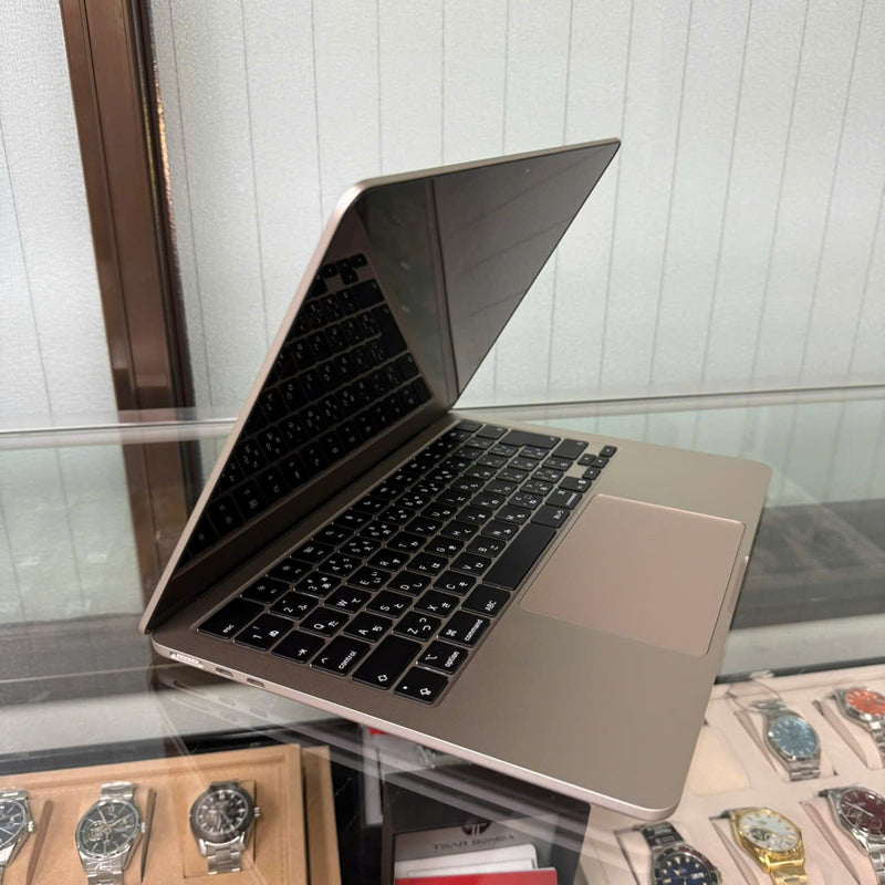 Macbook Air 2025 13.6in Bạc Apple M4/ RAM 16GB/ SSD 256GB 99,5% sạc 16 lần BPTN