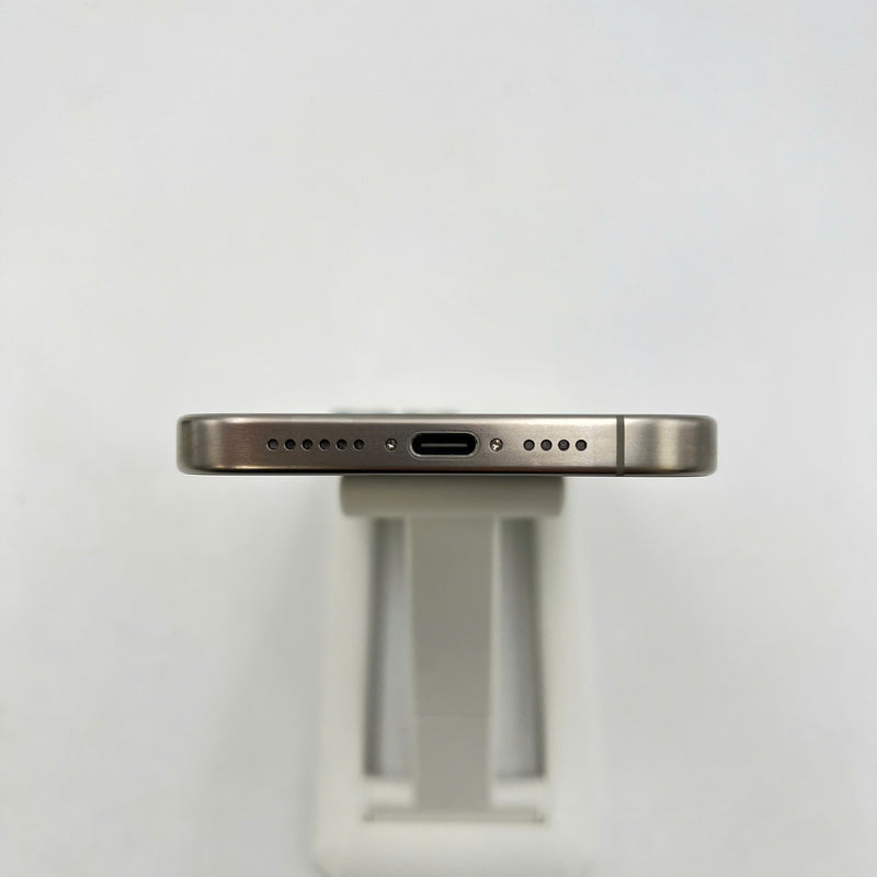 iPhone 15 Pro Max 256GB Tự Nhiên 99% pin 99%  Quốc tế từ DCM (Không dùng sim DCM)  - HH3473