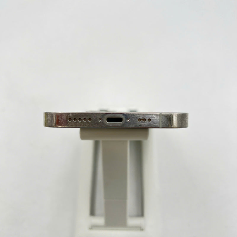 iPhone 12 Pro 128GB Trắng 97% pin 100% Máy đã trả hết tiền mạng dùng như Quốc tế Apple (Đã thay pin, viền xước) - HH6710