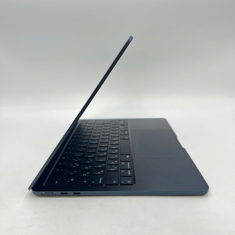 Macbook Air 2024 13.6in Đen Apple M3/ RAM 16GB/ SSD 512GB 99% pin 100% sạc 6 lần BPTN