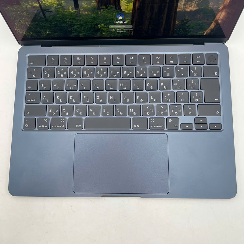 Macbook Air 2024 13.6in Đen Apple M3/ RAM 16GB/ SSD 512GB 99% pin 100% sạc 6 lần BPTN