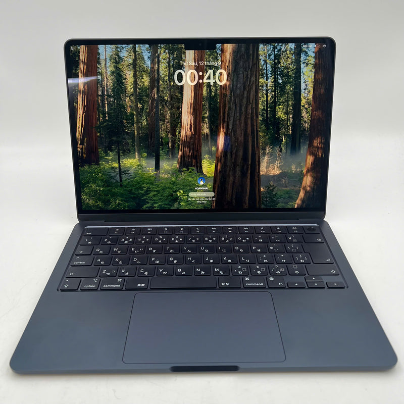 Macbook Air 2024 13.6in Đen Apple M3/ RAM 16GB/ SSD 512GB 99% pin 100% sạc 6 lần BPTN