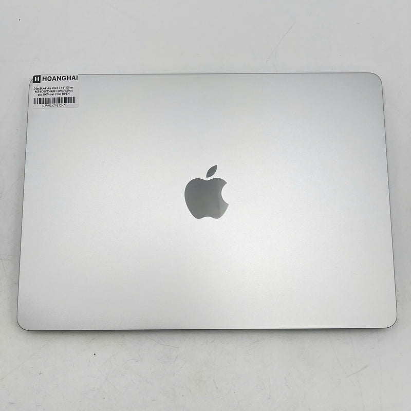 Macbook Air 2024 13.6in Bạc M3/ RAM 8GB/ SSD 256GB 100% Fullbox pin 100% sạc 2 lần BPTN