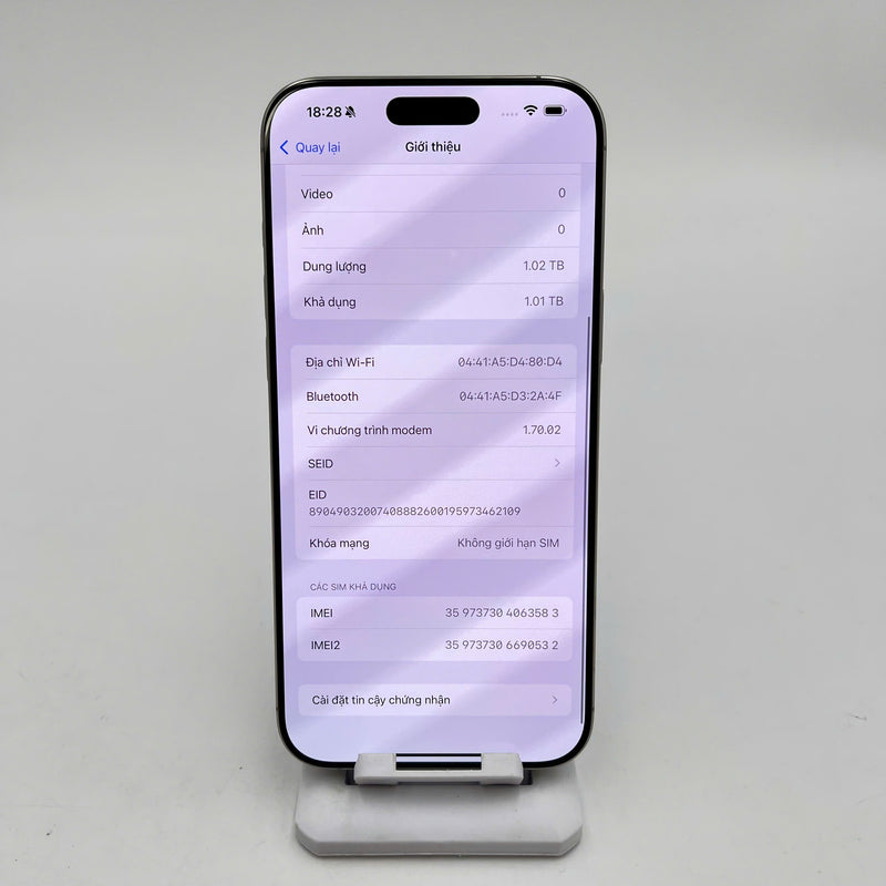 iPhone 16 Pro Max 1TB Tự Nhiên 98% pin 91% Máy đã trả hết tiền mạng dùng như Quốc tế Apple (Xước viền) - HH3583