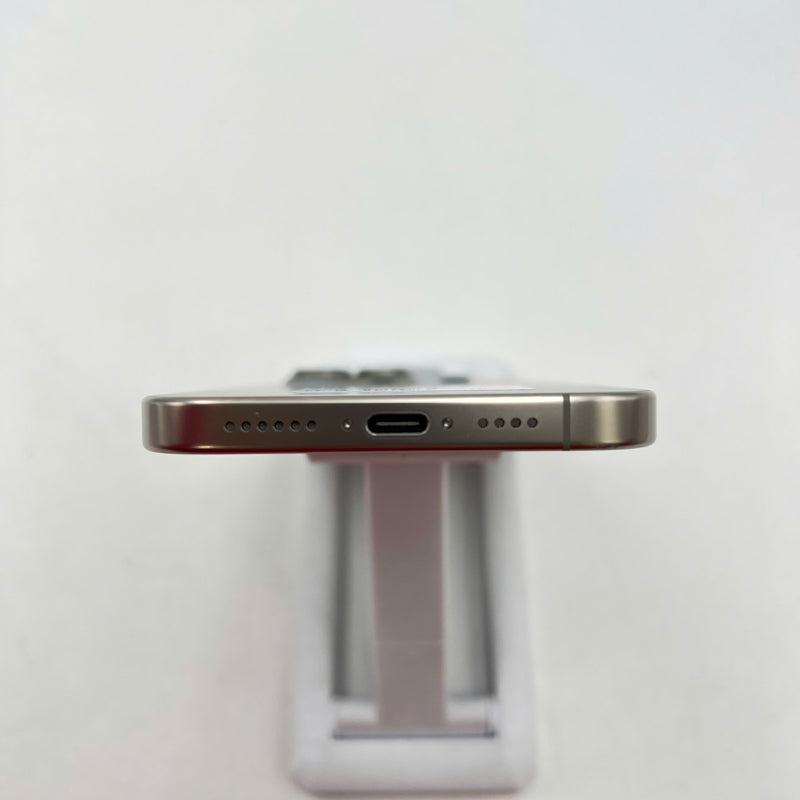 iPhone 16 Pro Max 1TB Tự Nhiên 98% pin 91% Máy đã trả hết tiền mạng dùng như Quốc tế Apple (Xước viền) - HH3583