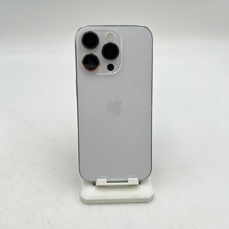 iPhone 14 Pro 128GB Bạc 98% pin 85% Quốc tế từ SB (Không dùng sim SB - Đã thay pin - Viền xước nhẹ, đốm 0.5x/3x) - HH3747