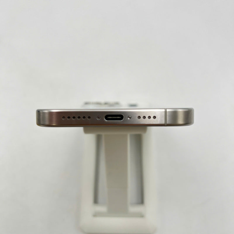 iPhone 15 Pro Max 256GB Trắng 98% pin 87% ĐBH Quốc tế từ SB (Không dùng sim SB - Đã thay màn zin, đã thay camera sau zin) - HH0611