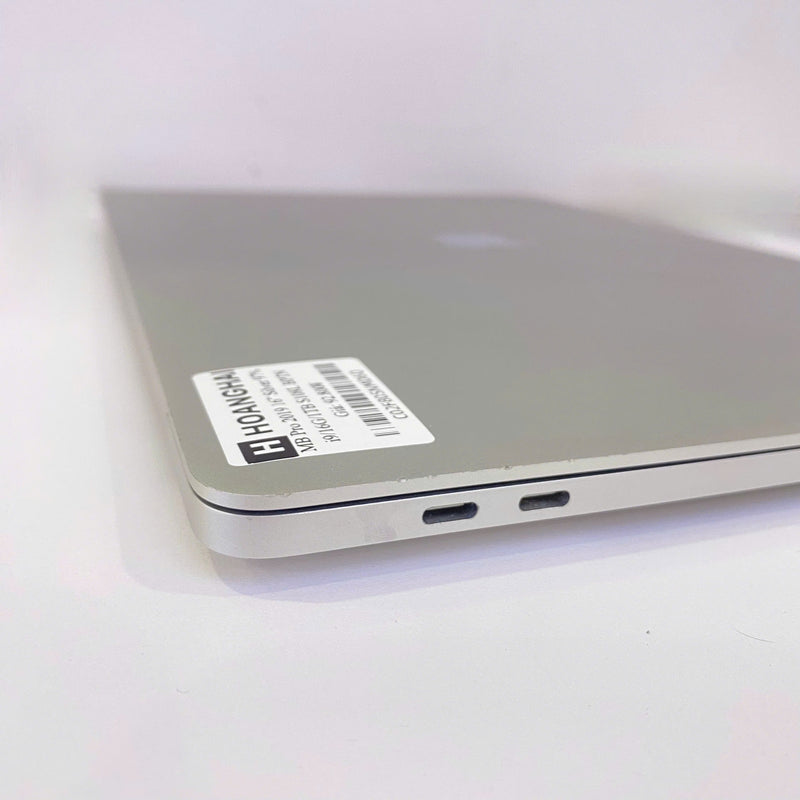 Macbook Pro 2019 16in Bạc Intel Core 97% i9/ RAM 16GB/ SSD 1TB  sạc 108 lần BPTN