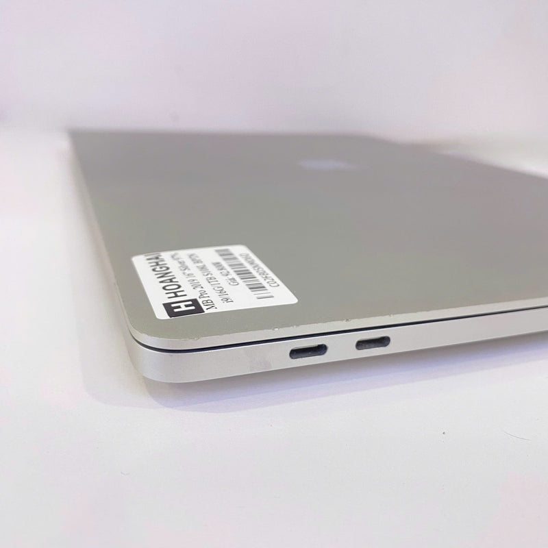 Macbook Pro 2019 16in Bạc Intel Core 97% i9/ RAM 16GB/ SSD 1TB  sạc 108 lần BPTN