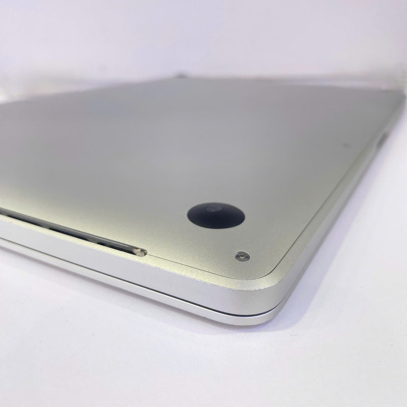 Macbook Pro 2019 16in Bạc Intel Core 97% i9/ RAM 16GB/ SSD 1TB  sạc 108 lần BPTN