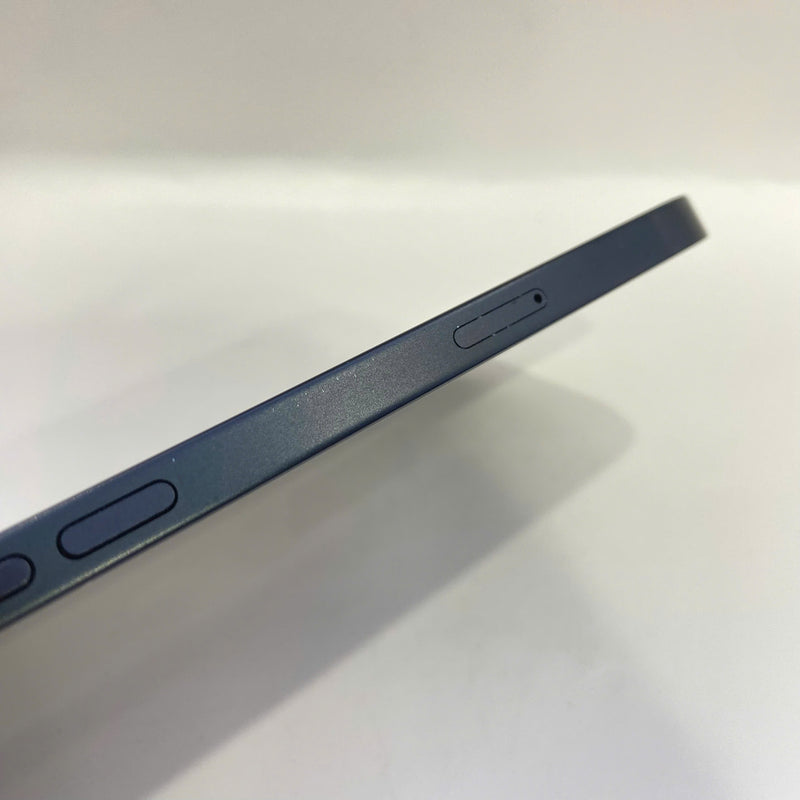 iPhone 14 Plus 256GB Đen 98% pin 88% Máy đã trả hết tiền mạng dùng như Quốc tế Apple (viền xước,xước viền cam) - HH3147