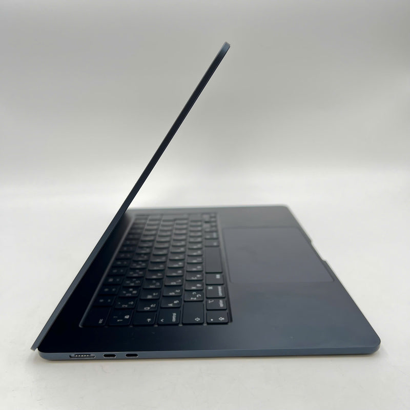 Macbook Air 2023 15in Đen Apple M2/ RAM 8GB/ SSD 512GB 98% sạc 23 lần BPTN
