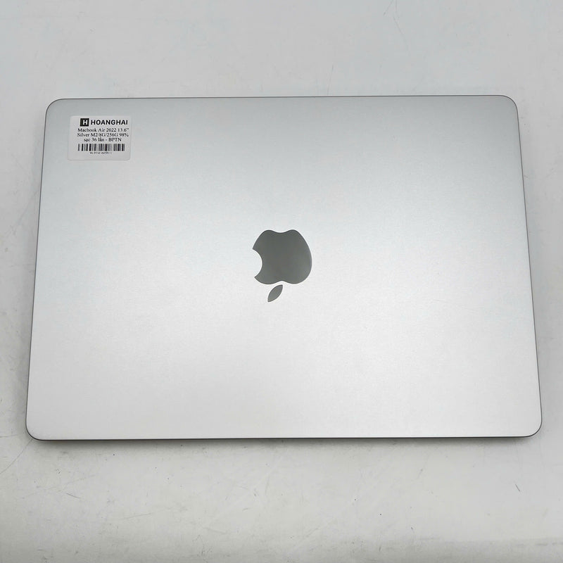 Macbook Air 2022 13.6in Bạc Apple M2/ RAM 8GB/ SSD 256GB 98% sạc 36 lần BPTN