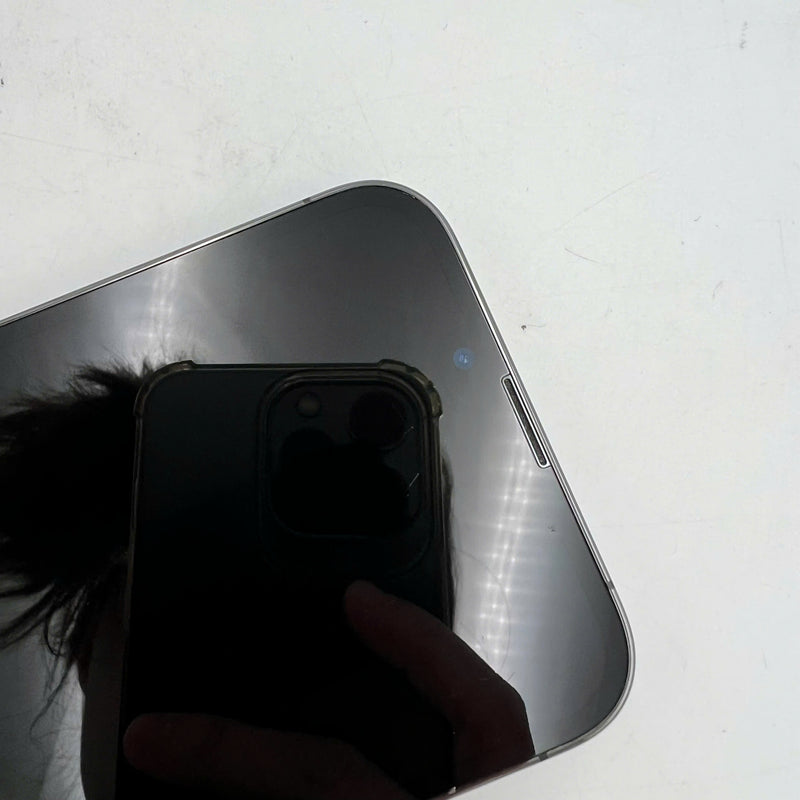 iPhone 13 Pro 128GB Đen 98% pin 100% Quốc tế từ SB (Không dùng sim SB - Đã thay pin, màn xước, đốm 3x) - HH2464