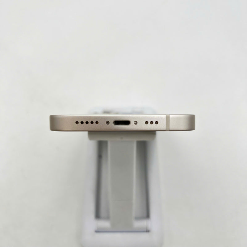 iPhone 13 128GB Trắng  98% pin 89%  Quốc tế từ SB (Không dùng sim SB - Đã thay pin, xước viền, xước màn) - HH8603