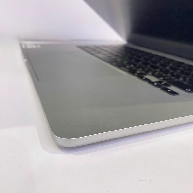 Macbook Air 2023 15.3in Silver Apple M2/RAM 8GB/SSD 256GB 98% Pin 95% BPΤN (Sạc 110 lần)