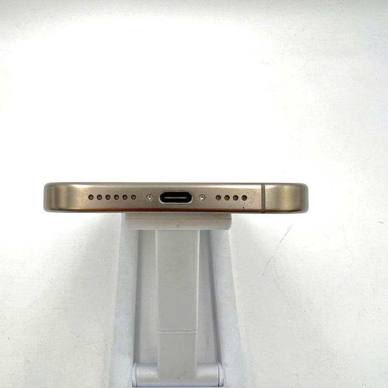 iPhone 15 Pro Max 256GB Tự Nhiên 98% pin 85% Quốc tế từ AU (Không dùng sim AU)  - HH2471