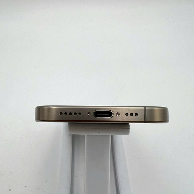 iPhone 15 Pro 128GB Tự Nhiên 98% pin 88%  Quốc Tế Apple  (Đốm 0,5x/3x) - HH6787