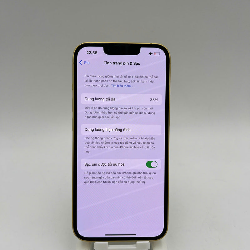 iPhone 14 128GB Vàng 98% pin 88% Quốc tế từ DCM (Không dùng sim DCM - Màn xước, móp viền, viền cam xước) - HH3940