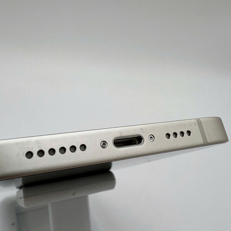 iPhone 14 Plus 128GB Trắng 98% pin 100% Quốc tế từ Apple (Đã thay pin, xước viền) - HH1382