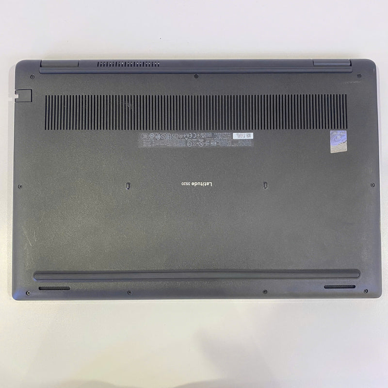 Dell Latitude 3520 15.6in i5 1145G7/ RAM 8GB/ SSD 256GB Likenew