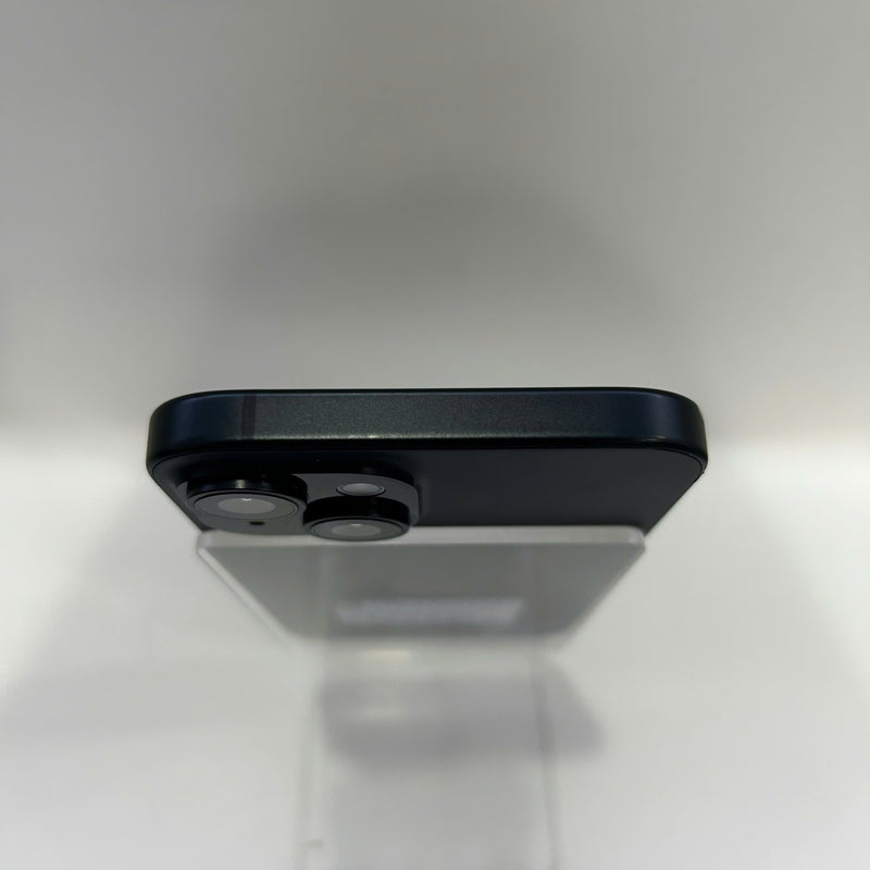 iPhone 15 128GB Đen 98% pin 100% Quốc tế từ SB (Không dùng sim SB - xước màn,viền xước) - HH4582