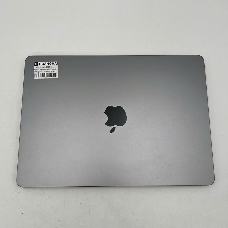 MacBook Air 2022 13.6in Xám Apple M2/ RAM 8GB/ SSD 256GB 98% pin 100% BPTA (sạc 61 lần)
